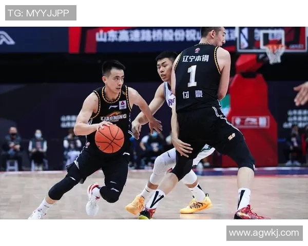 2015年CBA季后赛上海队对阵辽宁队精彩回顾与赛后分析 2015年CBA季后赛上海队对阵辽宁队精彩回顾与赛后分析