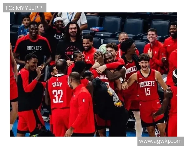 2017年NBA季后赛爵士与火箭激战回顾精彩瞬间与关键时刻分析 2017年NBA季后赛爵士与火箭激战回顾精彩瞬间与关键时刻分析